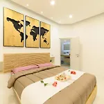 Paradise Luxury Center *